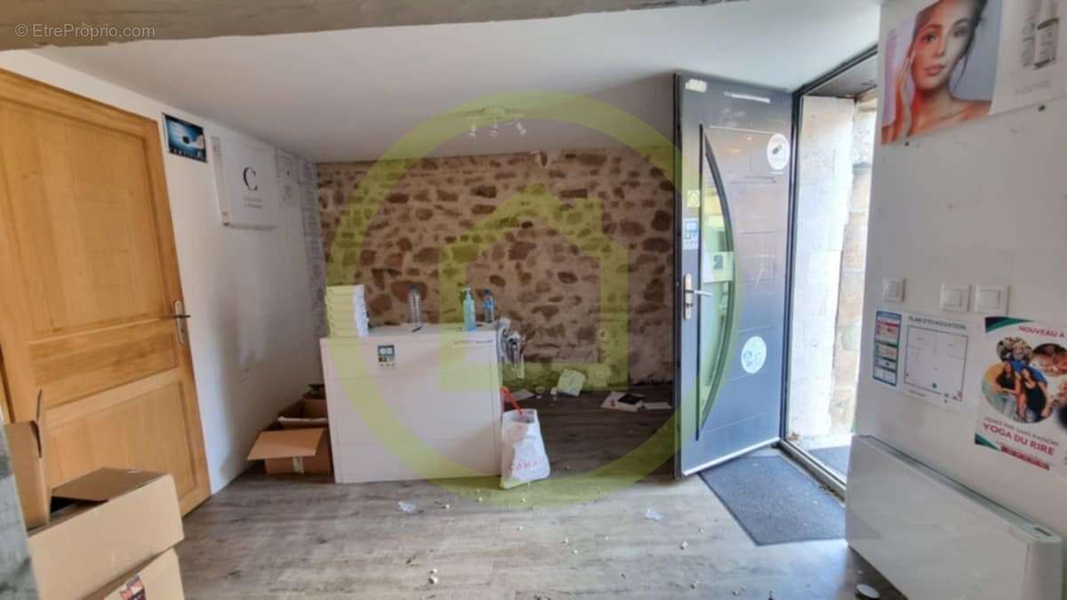 Maison à BORD-SAINT-GEORGES