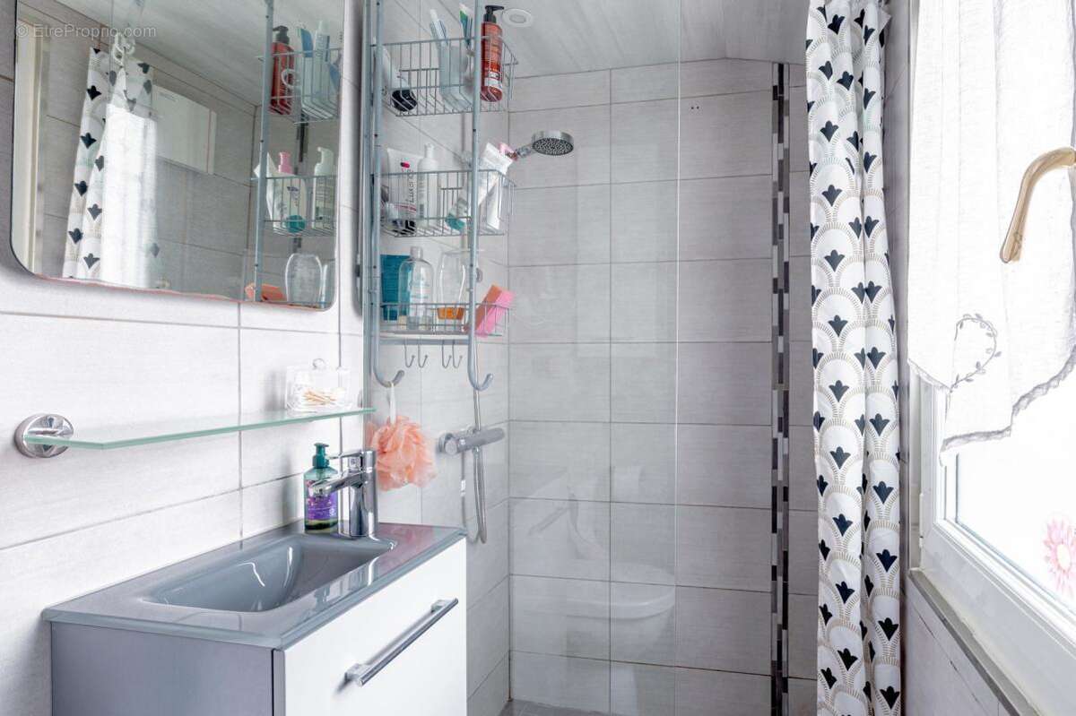 Maison à MONTEREAU-FAULT-YONNE