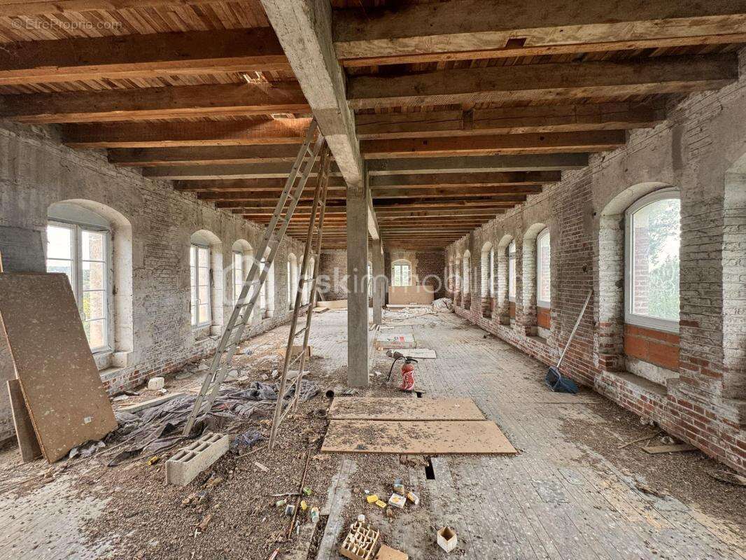 Immeuble de rapport 1 317 m² a sempigny (60400) - photo 4