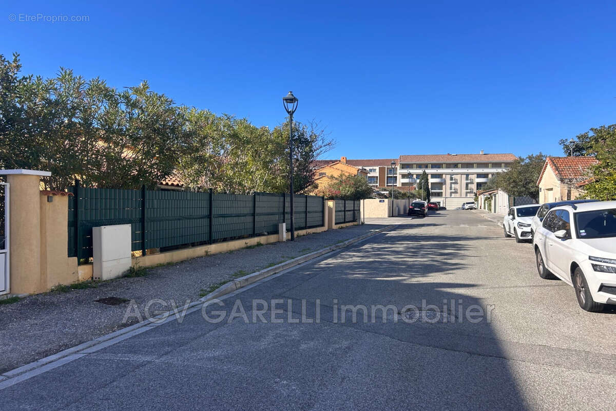 Appartement à LA LONDE-LES-MAURES
