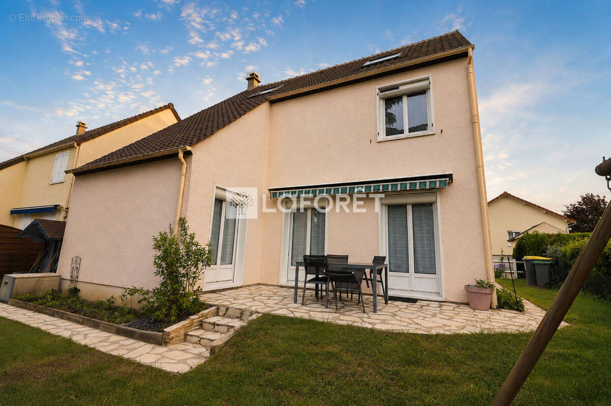 Maison à CONFLANS-SAINTE-HONORINE
