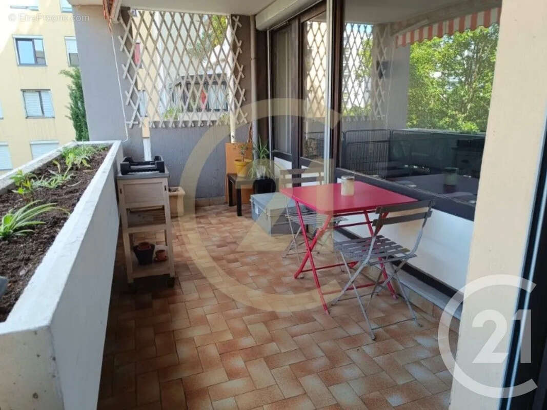 Appartement 93 m² à Venissieux  - photo 3
