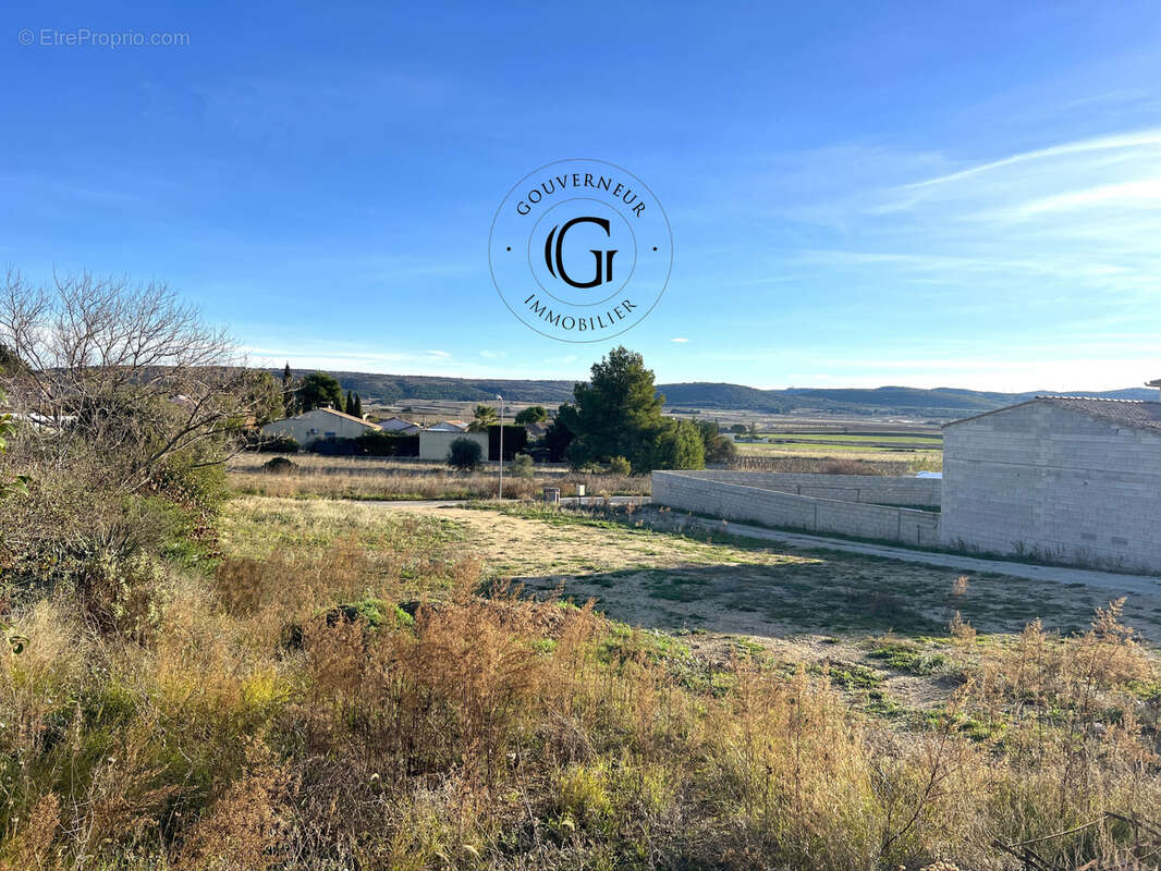 Terrain à LE POUGET