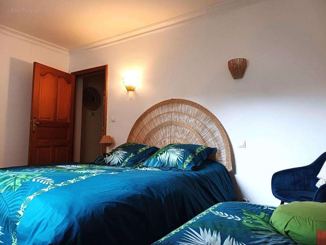 Maison à SAINT-GENIS-DES-FONTAINES