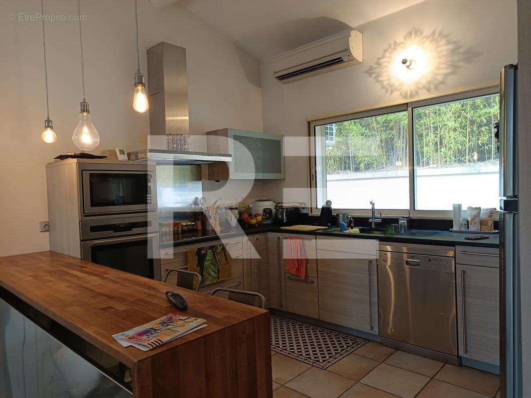 Maison à BELLEGARDE