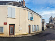 Maison à SAINT-SULPICE-DE-FAVIERES