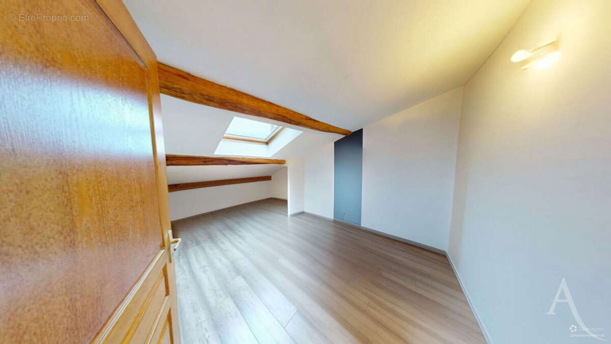 Verdun-sur-Garonne Centre  Immeuble de rapport de 4 appartements - photo 17
