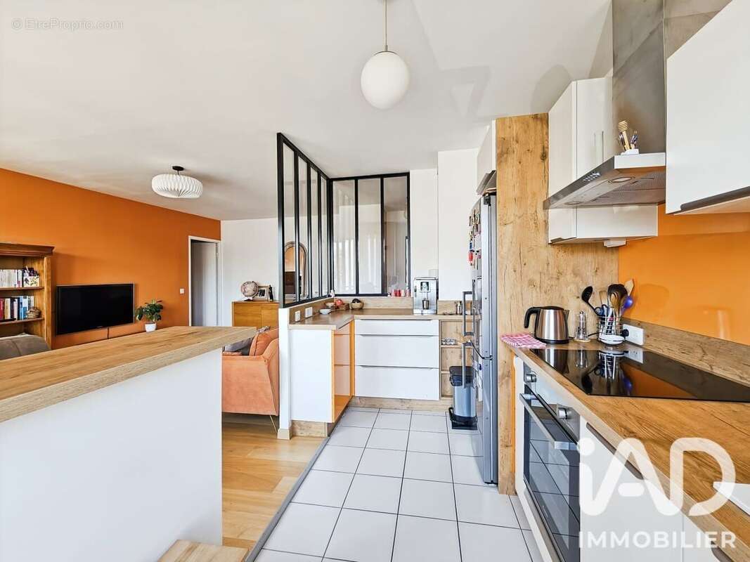 Photo 4 - Appartement à QUINCY-SOUS-SENART