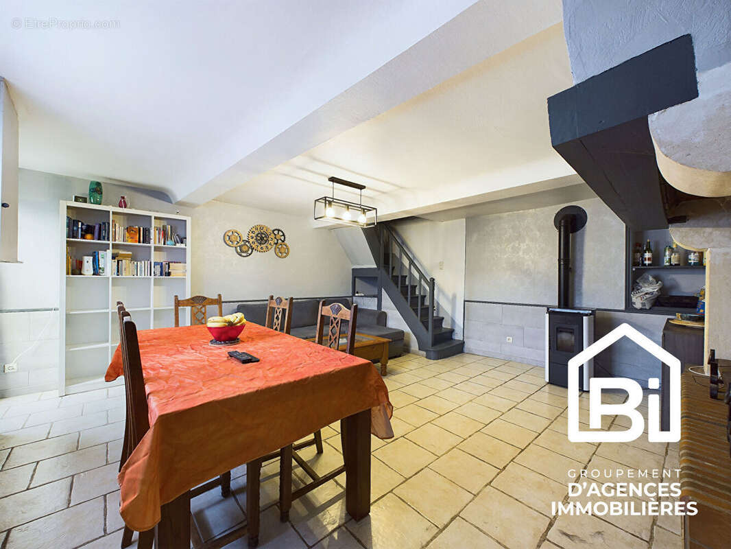 Maison à MEZIDON-CANON