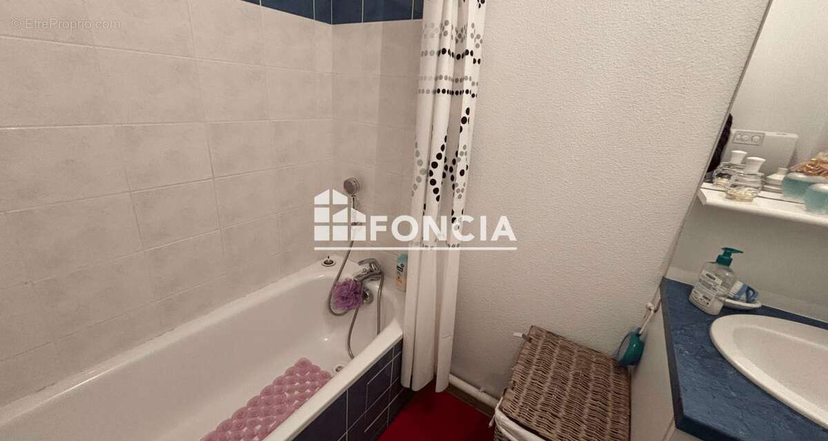 Appartement à SAINTES
