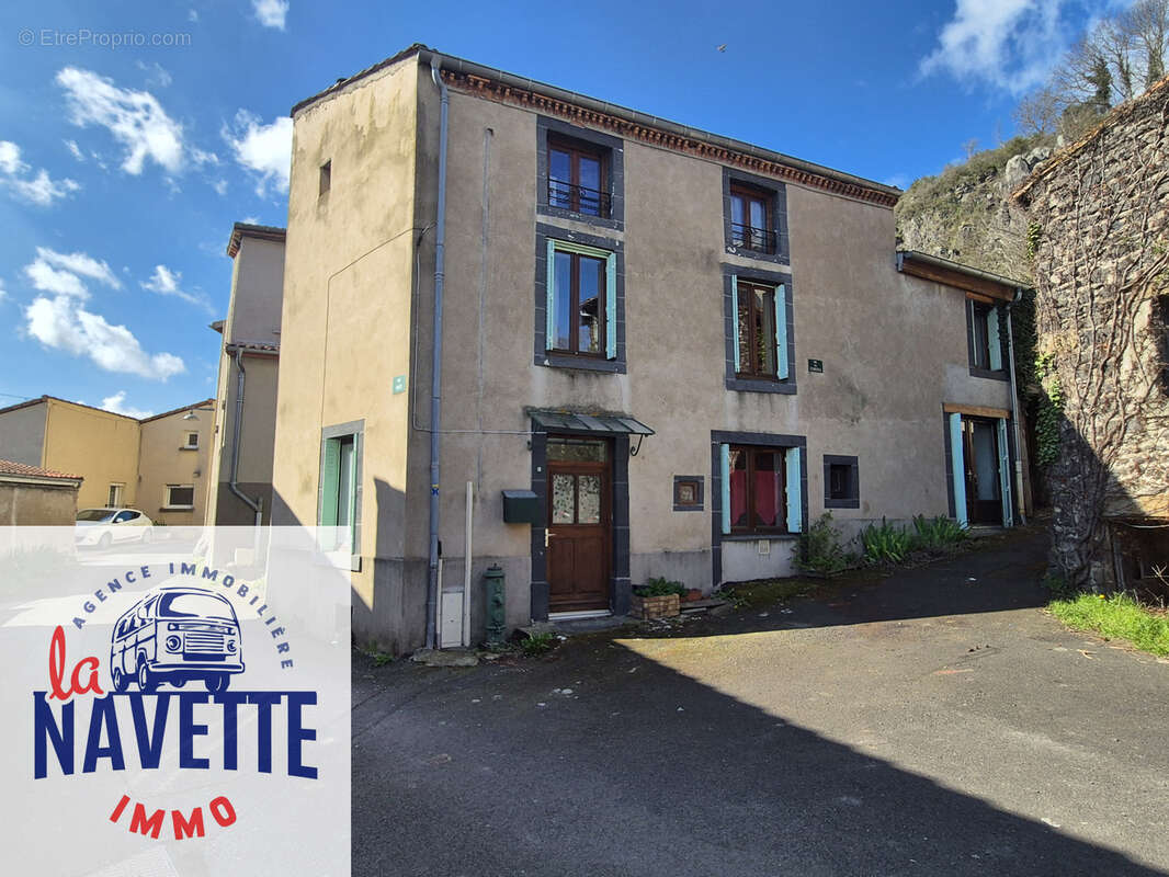 Maison à CORENT