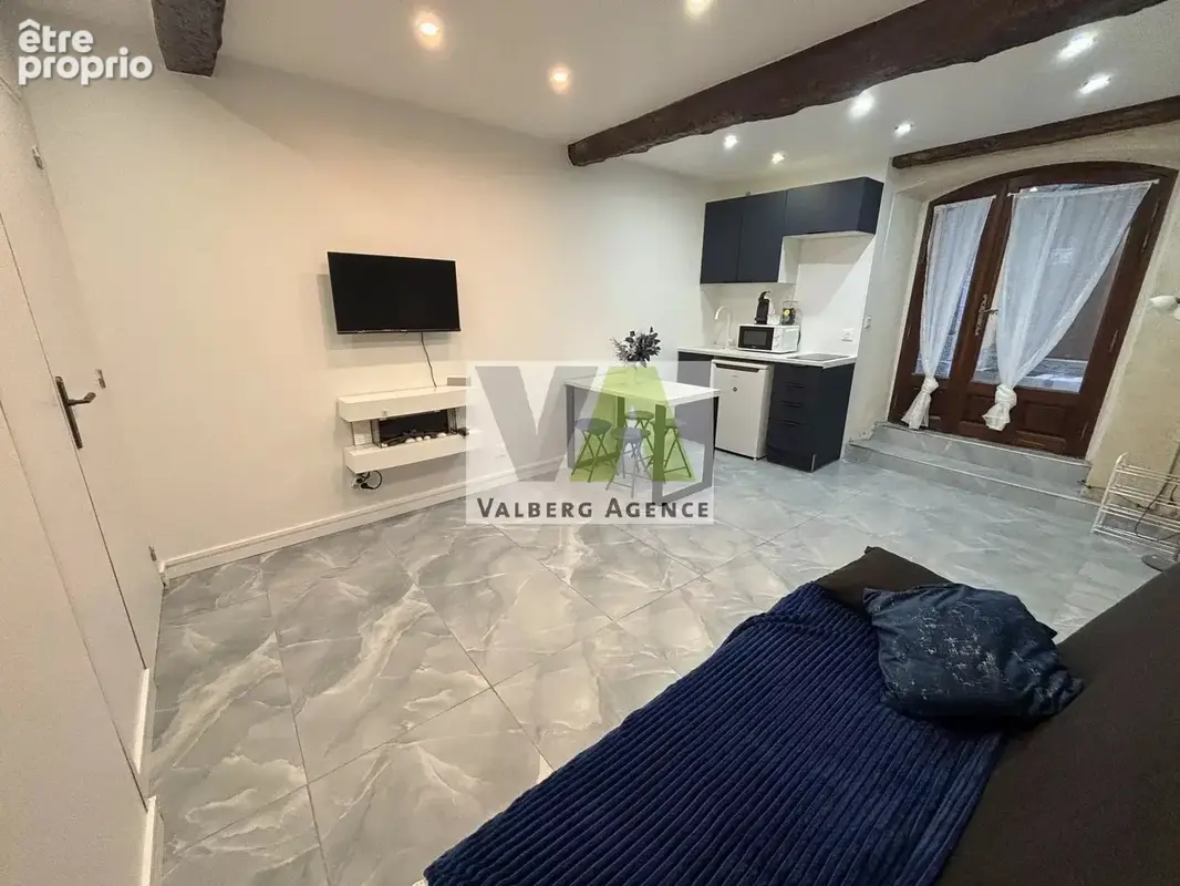 Studio dans le village de guillaumes - photo 2