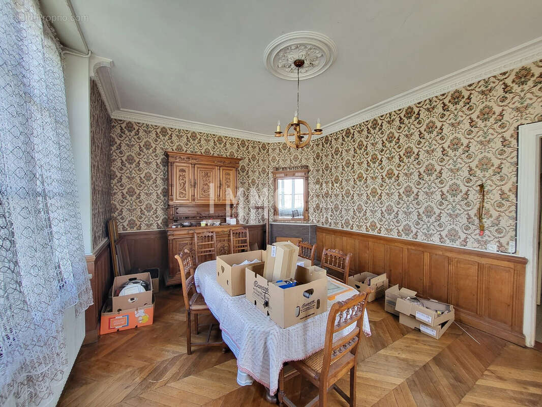 Maison à VOUVRAY-SUR-LOIR