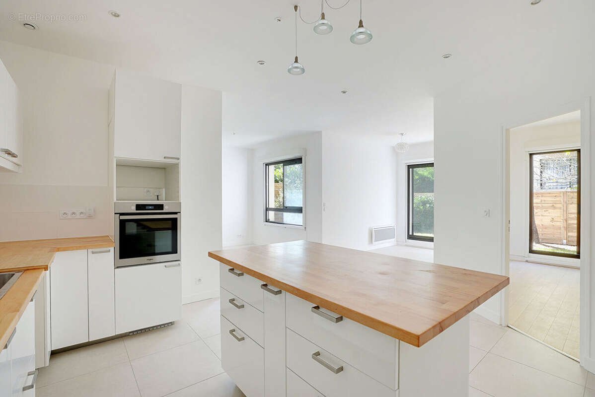 Appartement à GARCHES