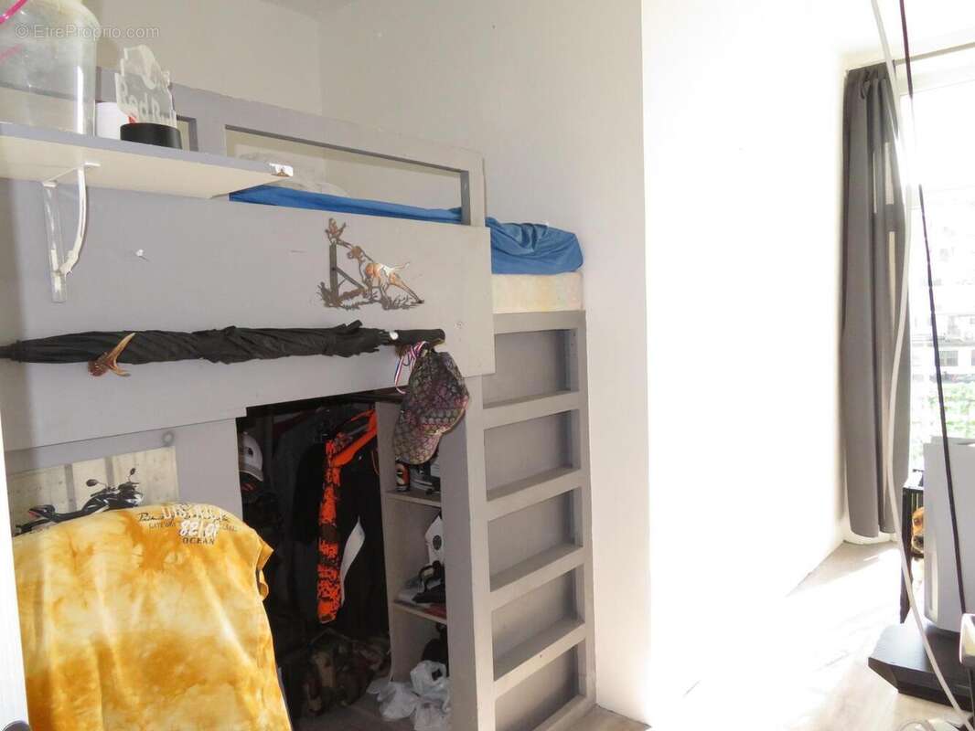   - Appartement à DRAGUIGNAN
