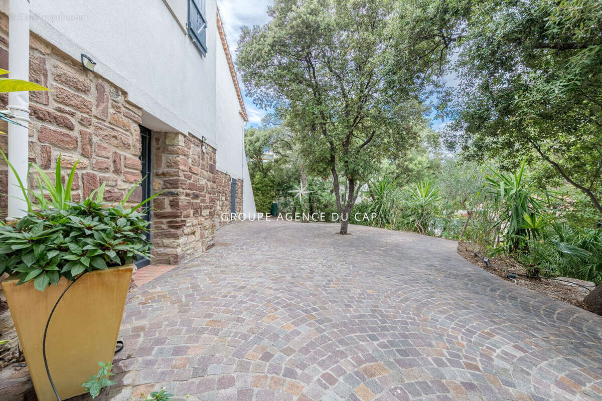 Maison à SAINT-RAPHAEL