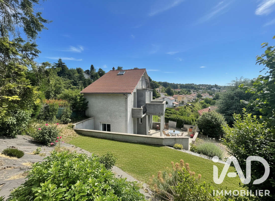 Maison 108 m² à Unieux  - photo 2