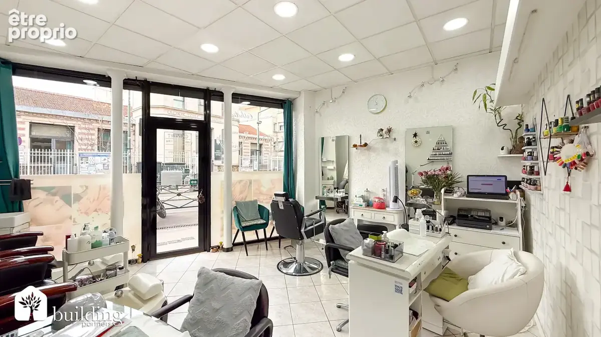 Asnières sur Seine Alma/Philosophes - Local Commercial - 26.67 m² - photo 4