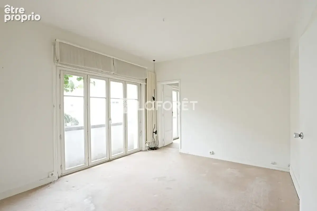 Appartement Paris 3 pièces 54.48 m2 - photo 2