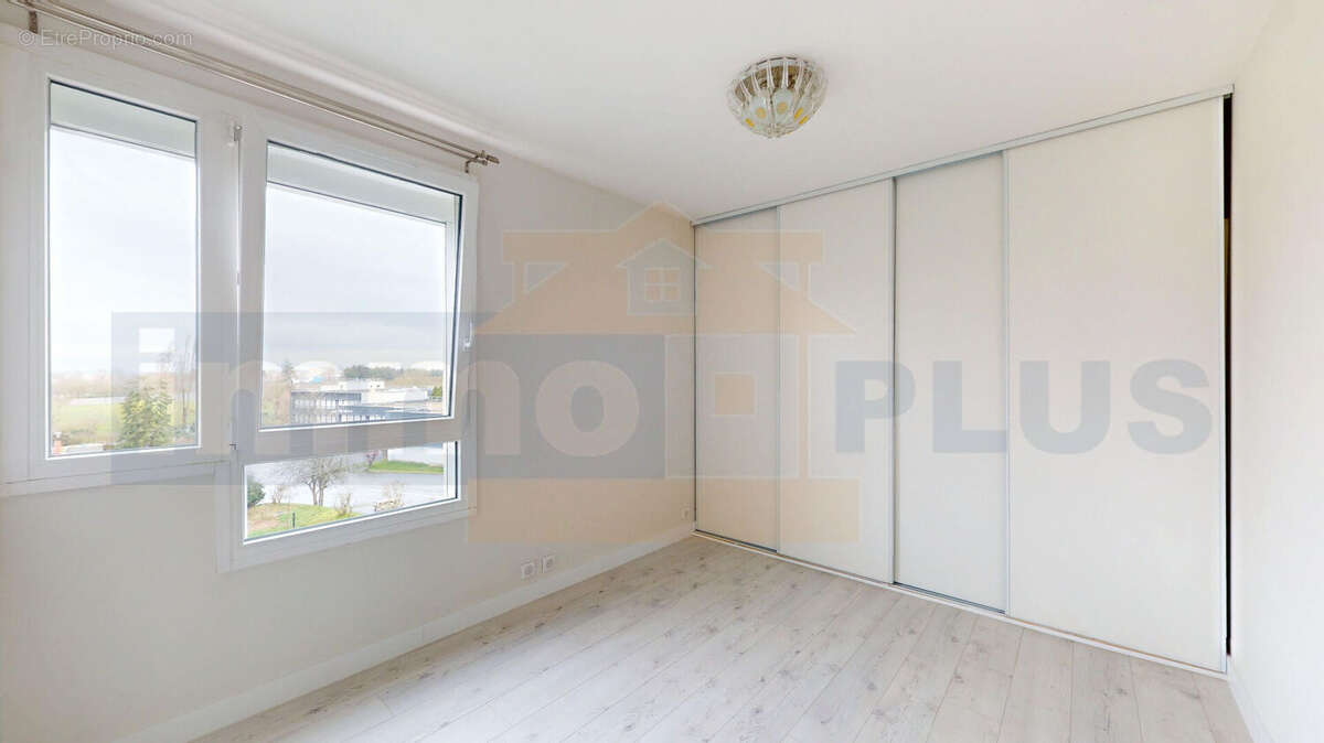 Appartement Plaisir 3 pièces 71 m2 + 1 garage en sous-sol - photo 14
