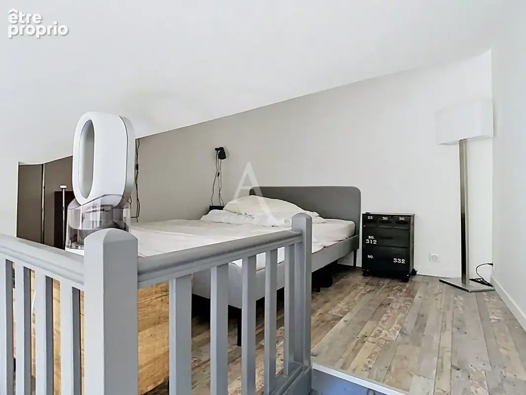 Tours Cathédrale Colbert Appartement T2 bis rénové de 50 m2 meublé - photo 6