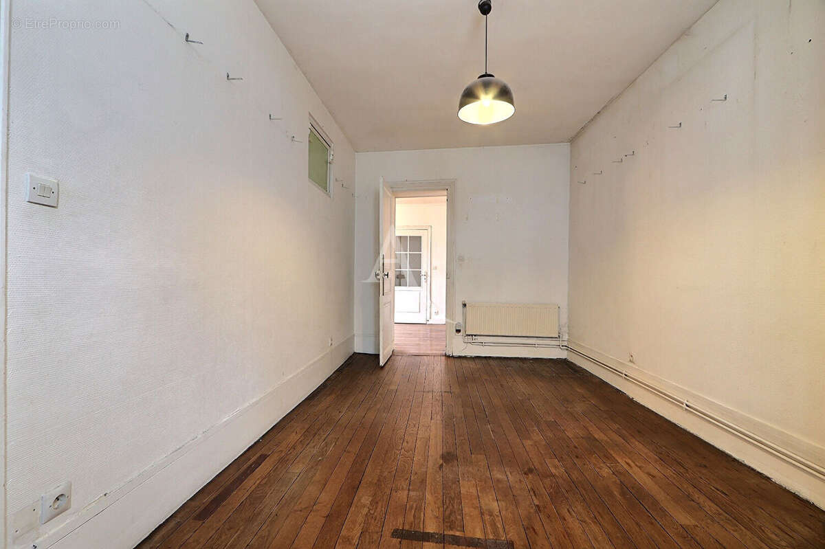 Appartement à AUBERVILLIERS