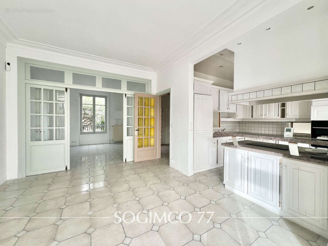 Maison à LAGNY-SUR-MARNE