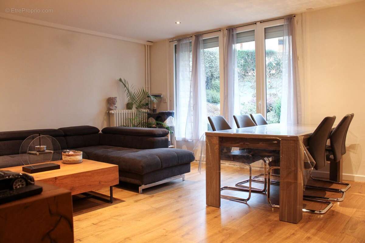 Appartement à BOIS-GUILLAUME
