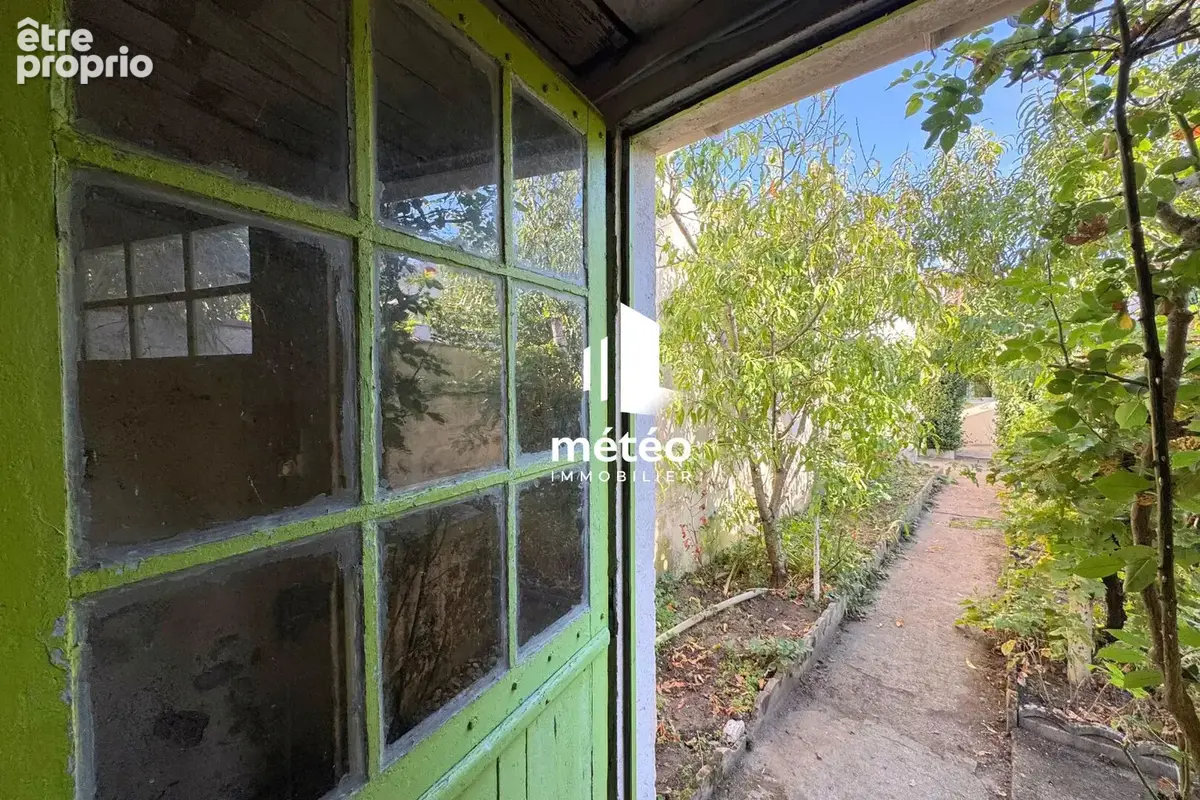 Charme de la pierre dans un quartier calme, proche du Carmel à Luçon - photo 10