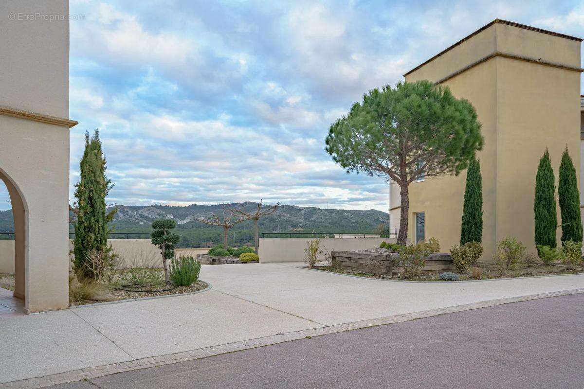 Appartement à MALLEMORT