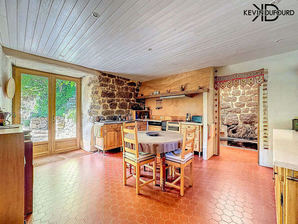 Maison à THUEYTS
