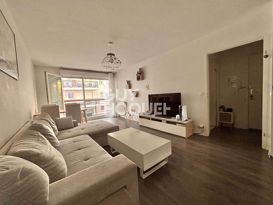 Appartement à SAINT-OUEN