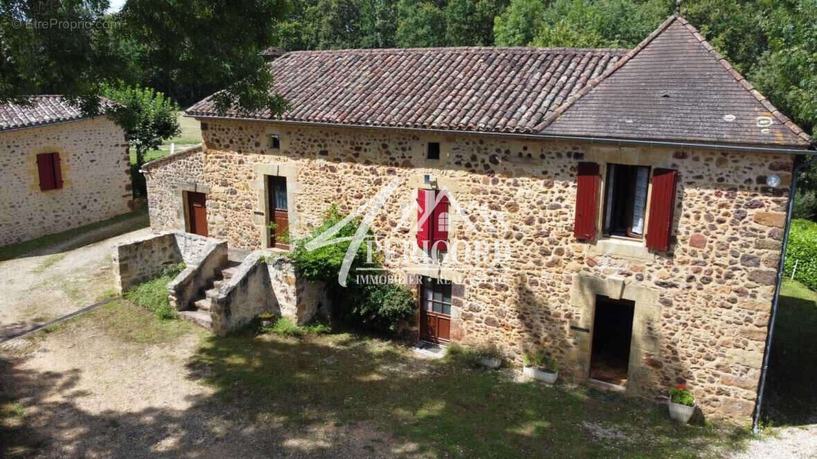 Maison à SALLES-DE-BELVES