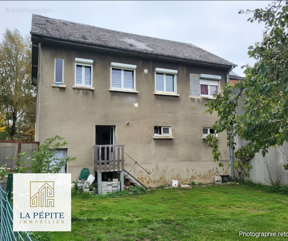 Maison à AULNOYE-AYMERIES