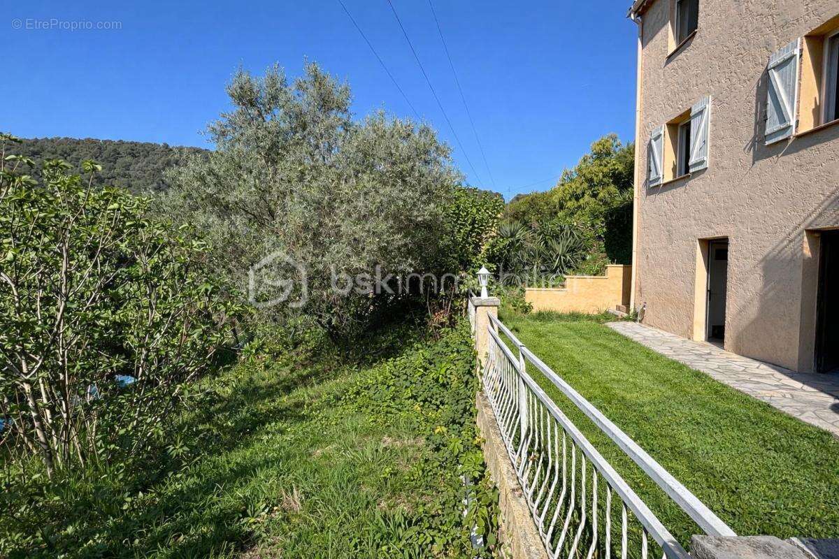 Appartement à VENCE