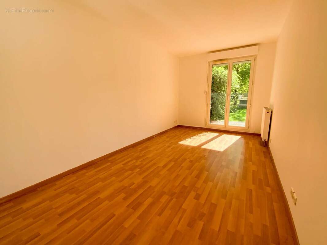 Appartement à LE RAINCY