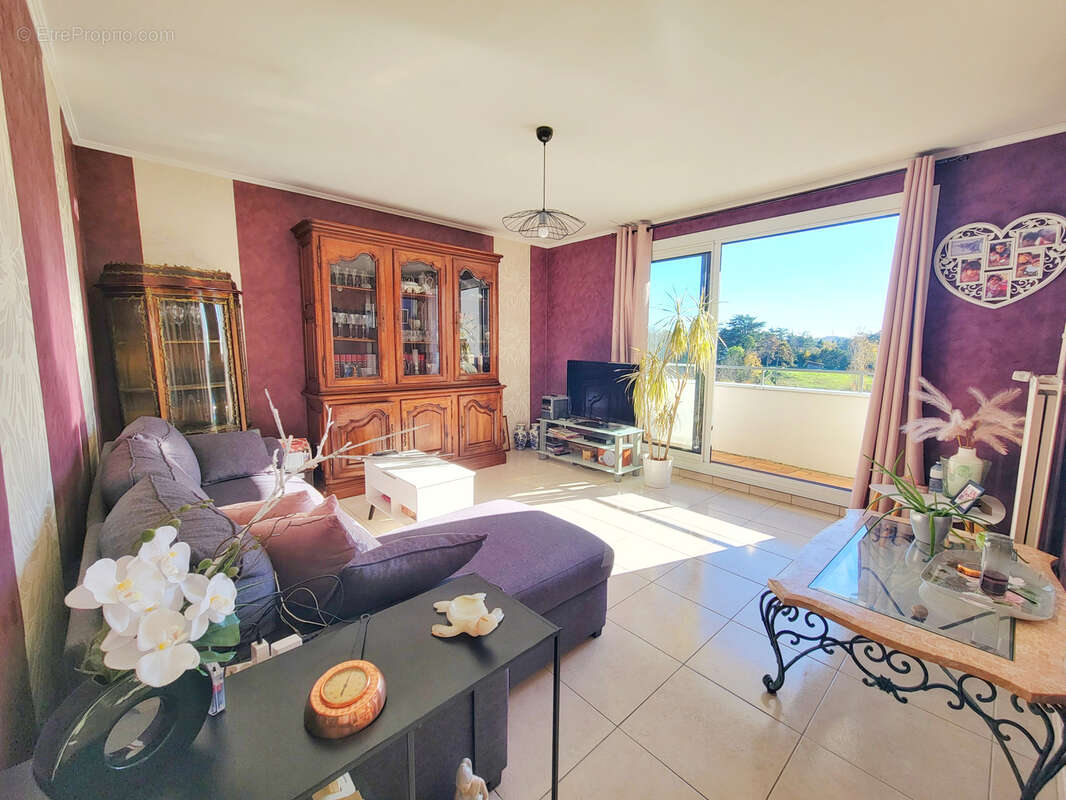 Appartement à OULLINS