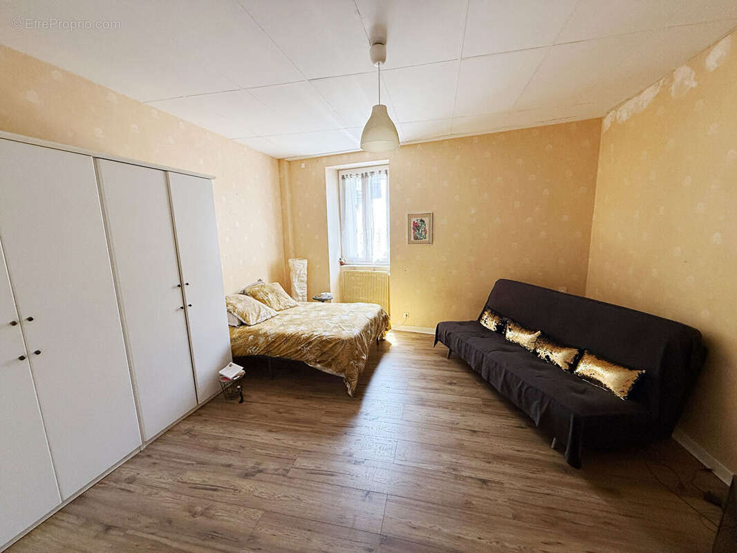 Maison de ville 9 pièces avec terrasse et jardin - photo 12