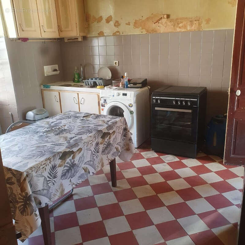 Maison à CHENY