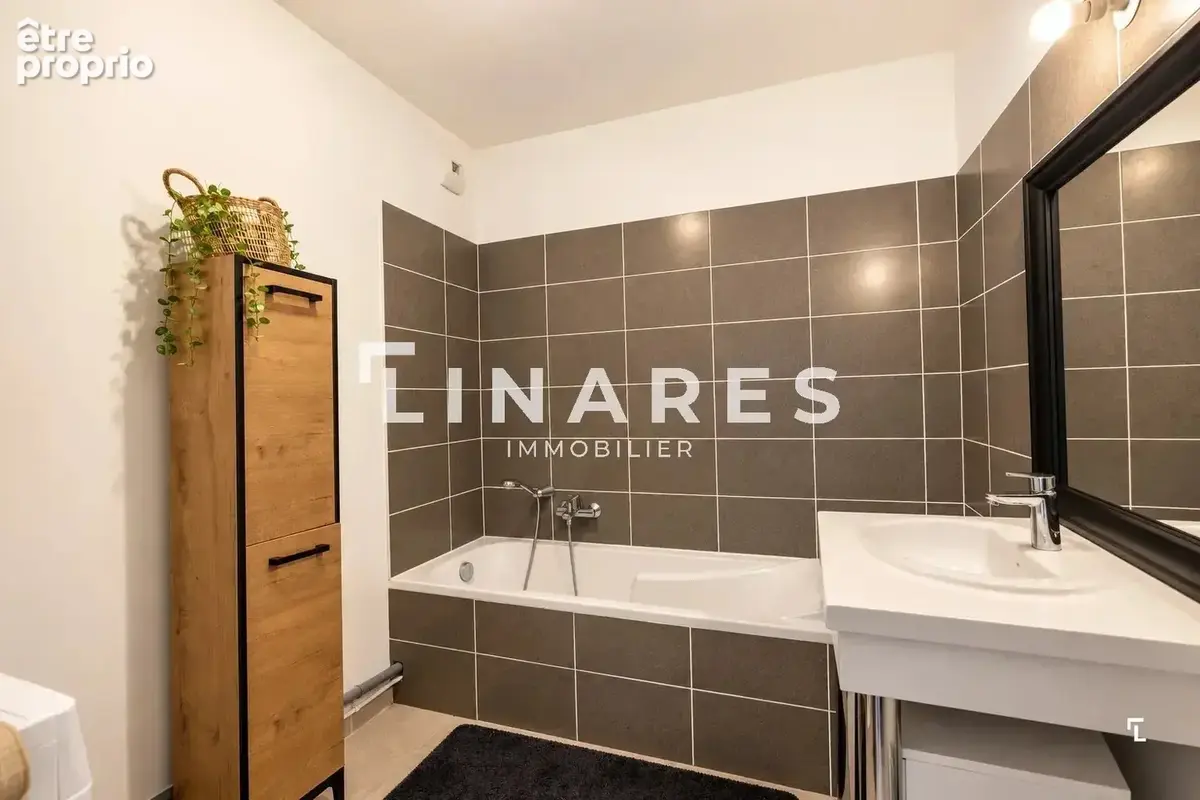 LA NATIVITE - Appartement T3 de 70 m2 - Terrasse de 30m2 - Garage - 13100 AIX - photo 10
