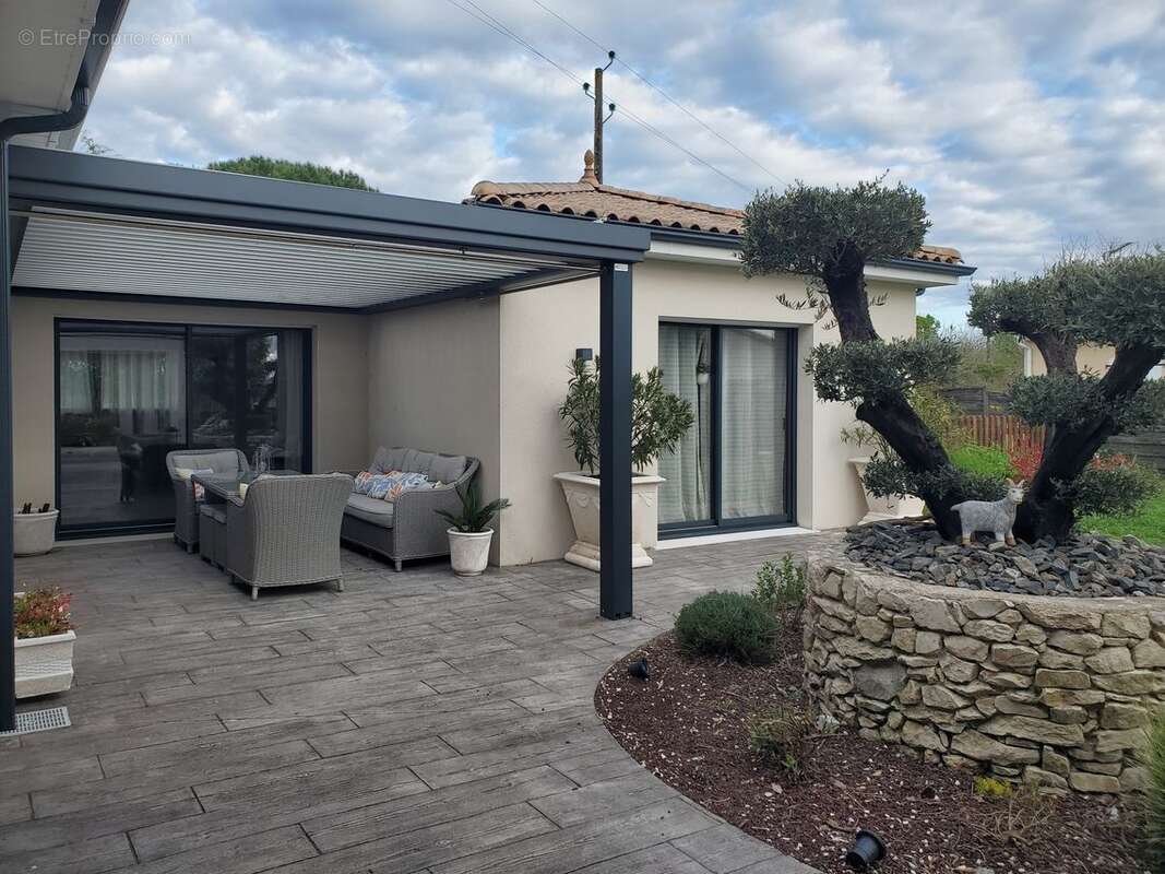 Maison à ANAIS