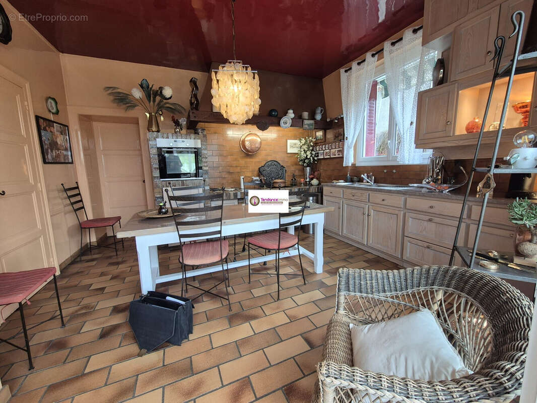 Maison 195 m² à Le Mele-Sur-Sarthe  - photo 4