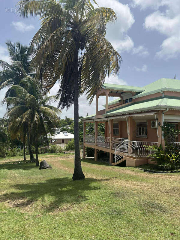 Maison à SAINT-FRANCOIS