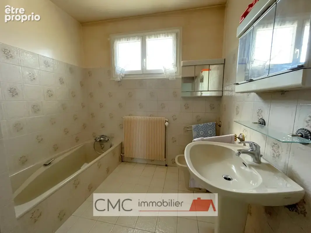 Maison familiale 159 m2 avec terrain de 1 300 m2 - photo 9