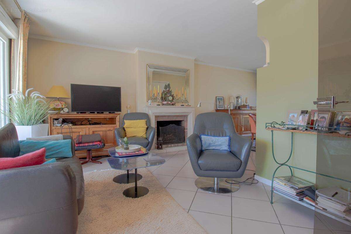 Maison à THORIGNY-SUR-MARNE