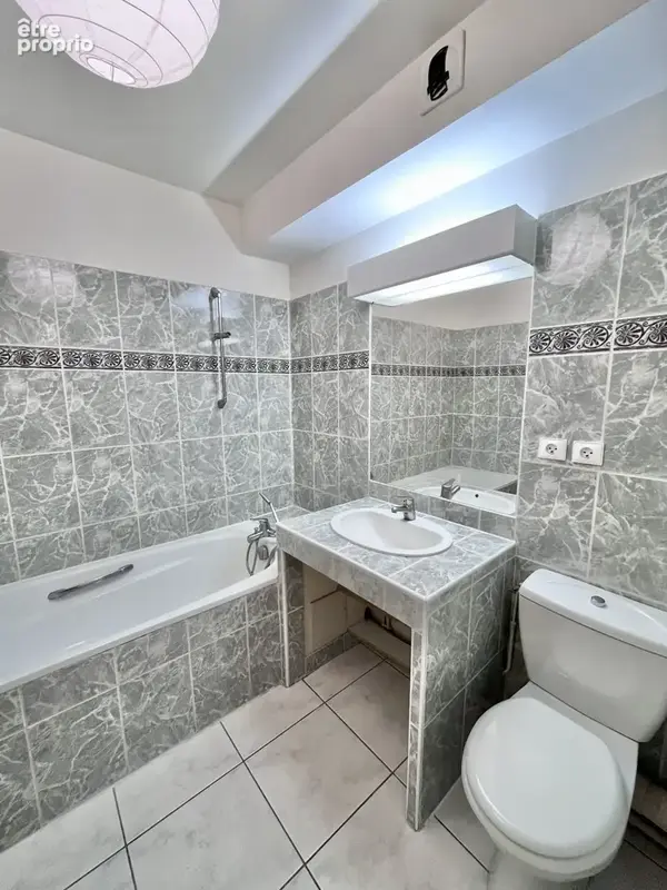 Aix en Provence, au sein d'une résidence très prisée, appartement de 33.48m2 avec parking et cave. Piscine, te - photo 5