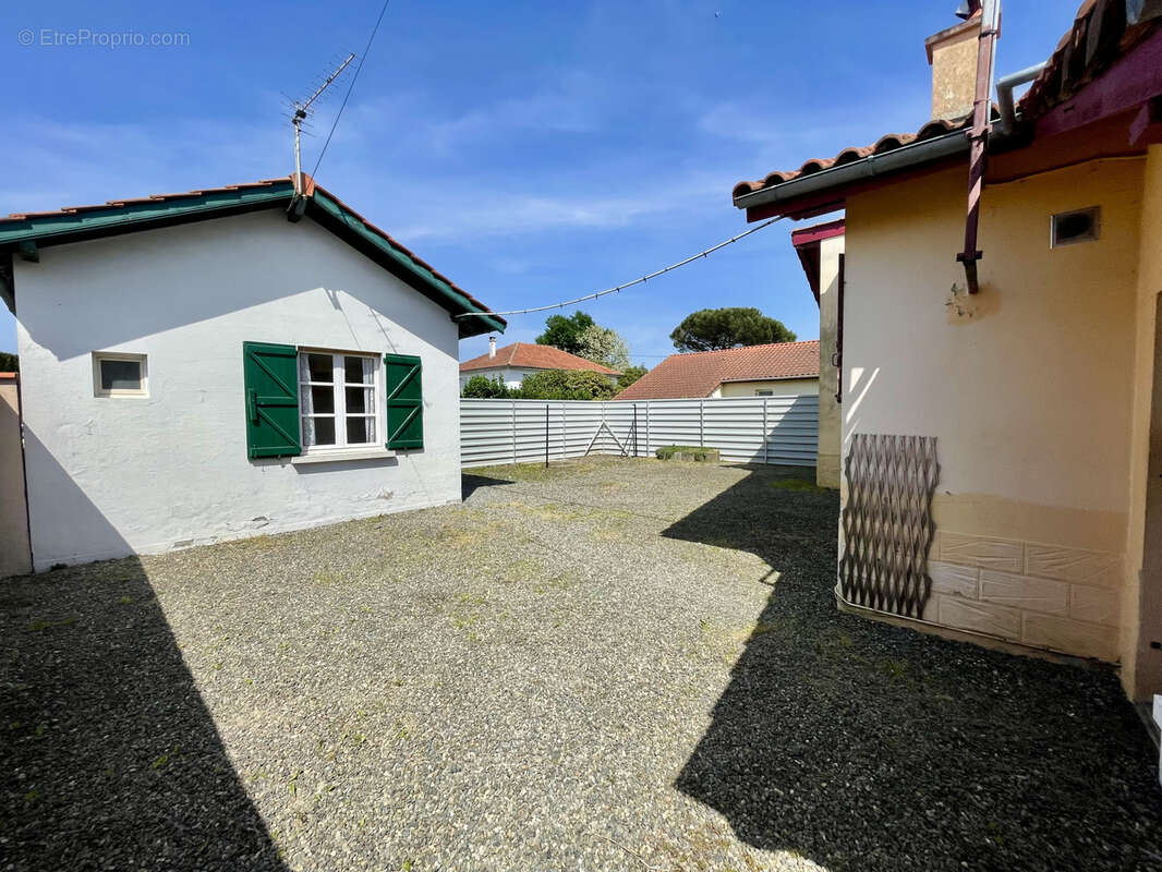 Maison à BAZET