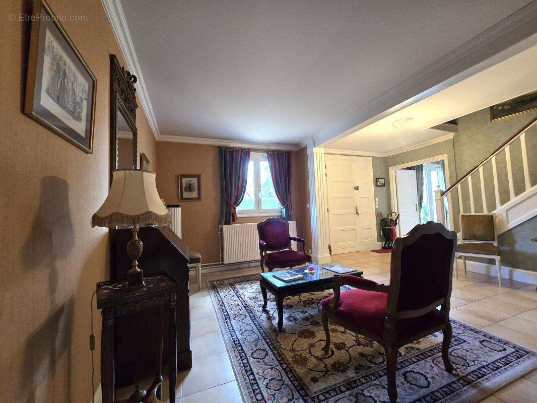 Maison à BAZAINVILLE