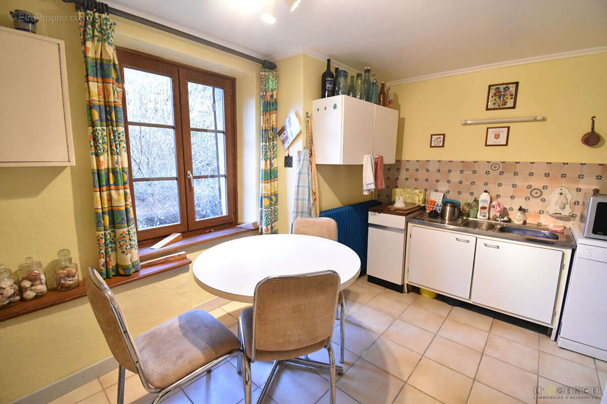 Maison à NEUFMAISONS