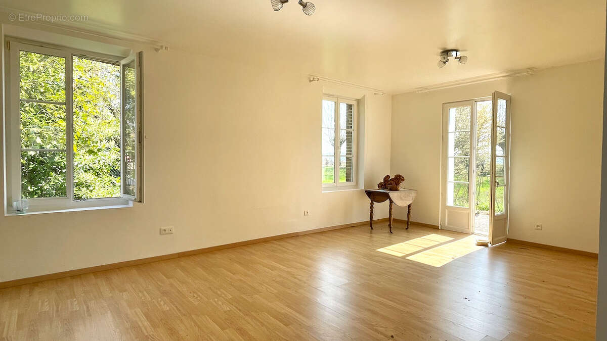 Maison à LE FIDELAIRE